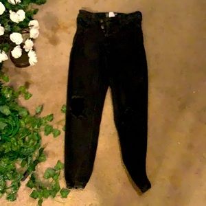 Rue21 black ripped skinny jeans
